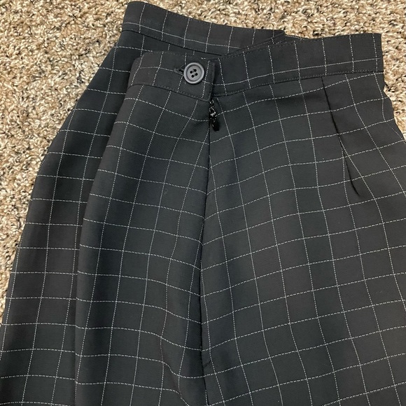 Harold’s Black & White Window Pane Pattern Mini Pencil Skirt Sz 6 - Picture 9 of 9